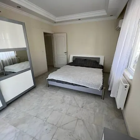 двухэтажный пентхаус с видом на море и горы Apartmán